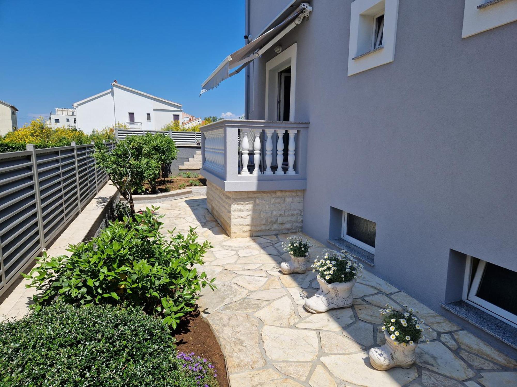 Cosy Villa Near The Beach زادار المظهر الخارجي الصورة