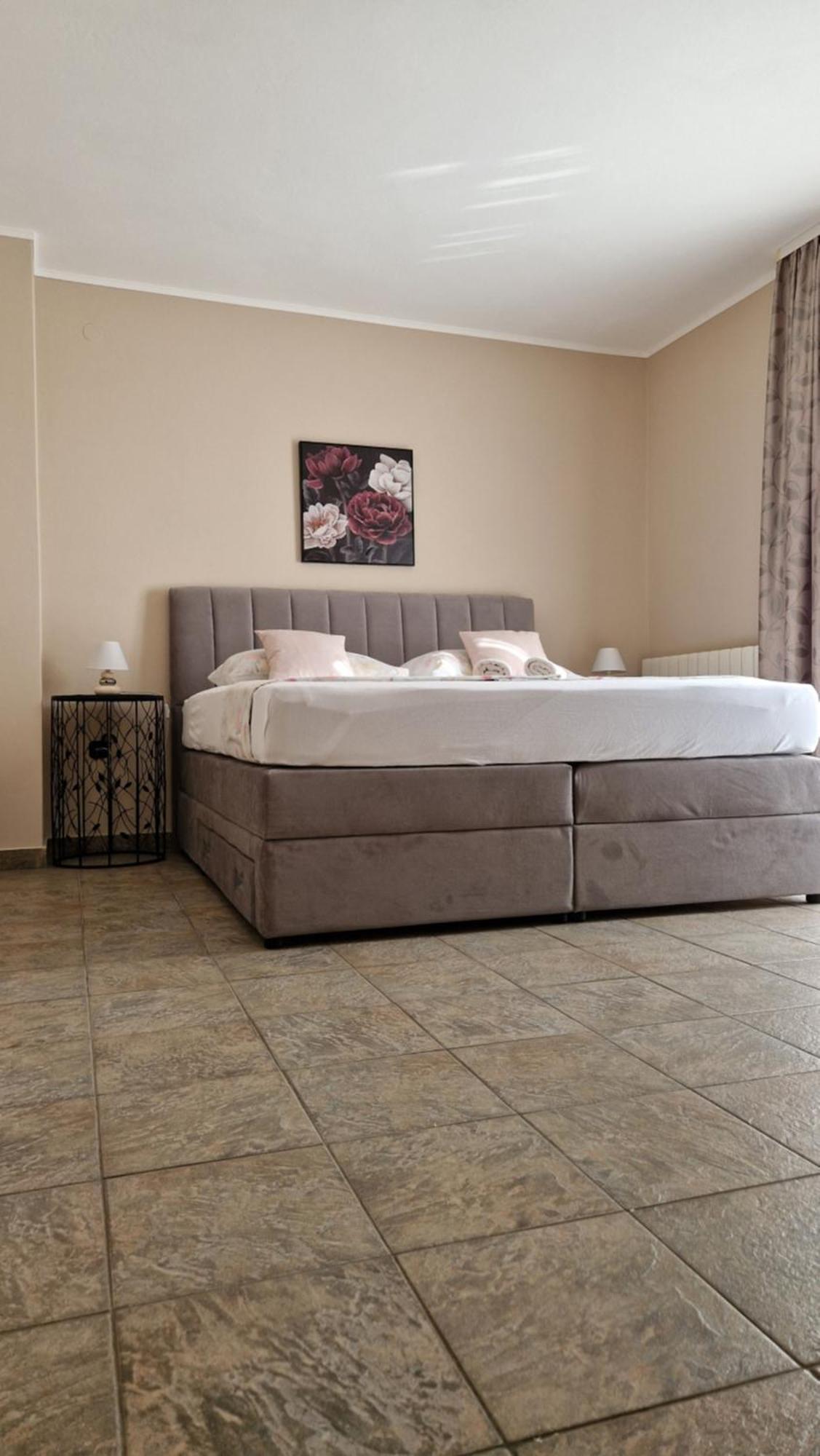 Cosy Villa Near The Beach زادار المظهر الخارجي الصورة