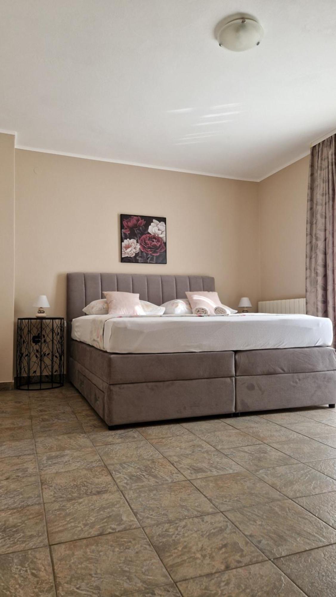 Cosy Villa Near The Beach زادار المظهر الخارجي الصورة